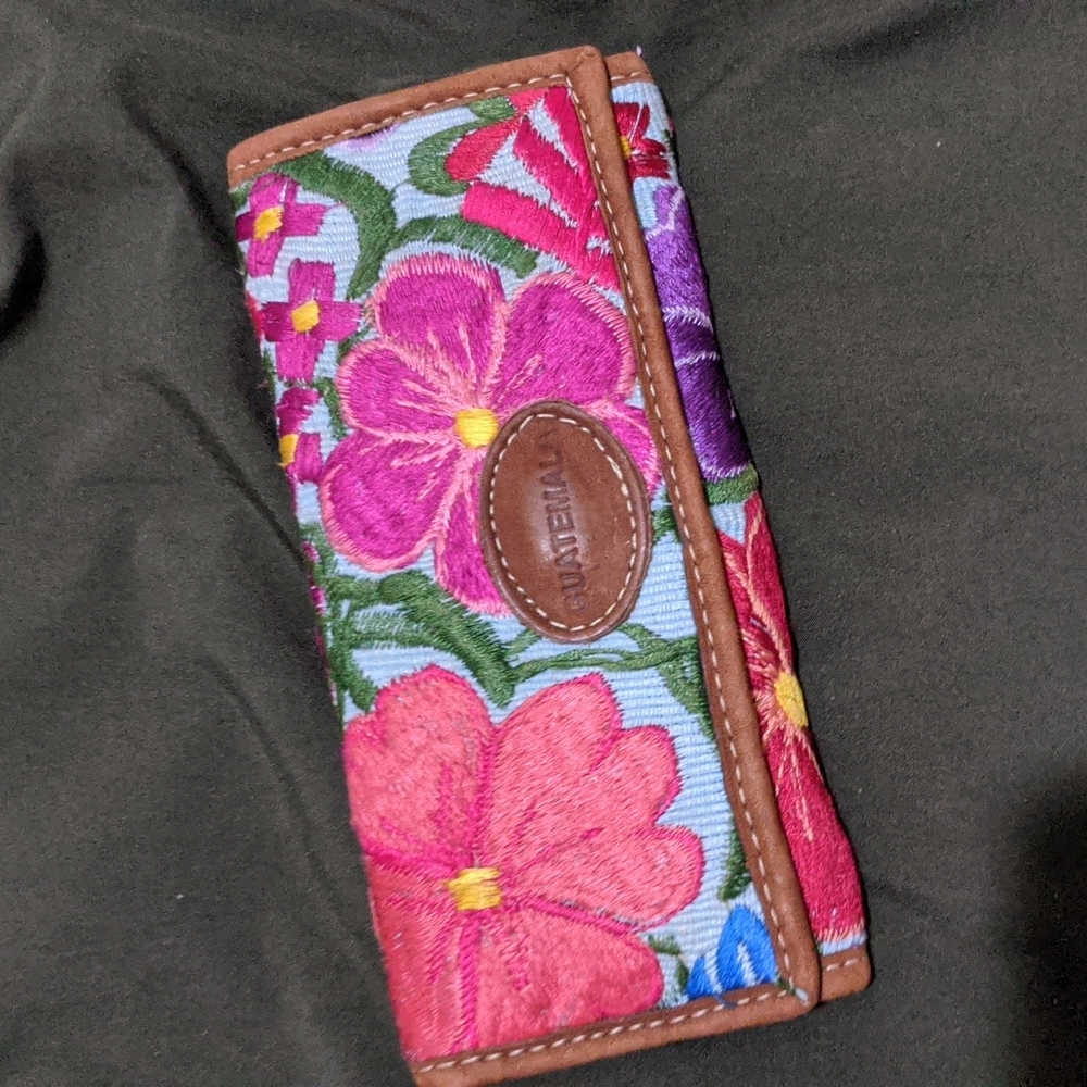 Guatemala wallet
